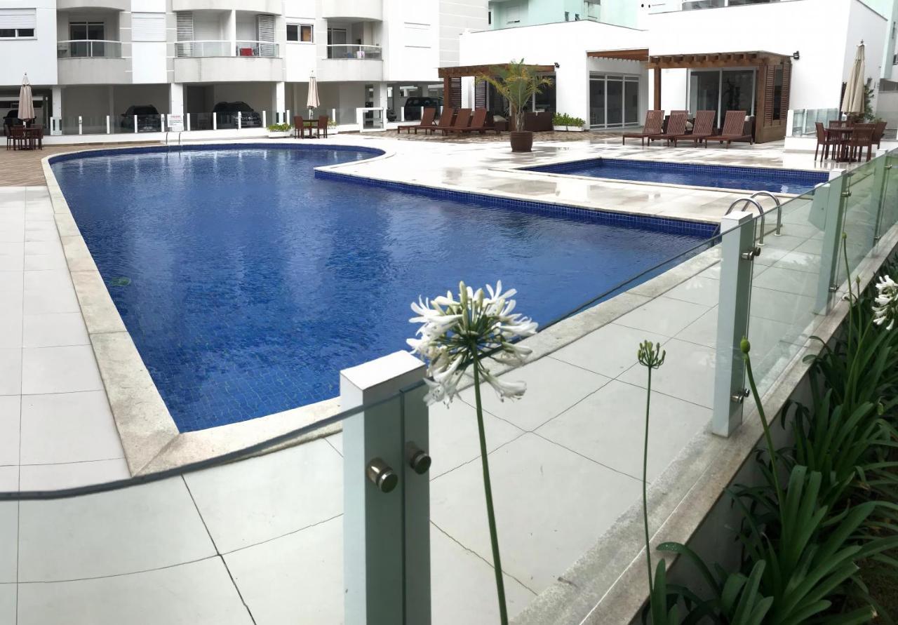 Apartamento Maravilhoso em Florianópolis na Praia dos Ingleses com piscina Exterior foto